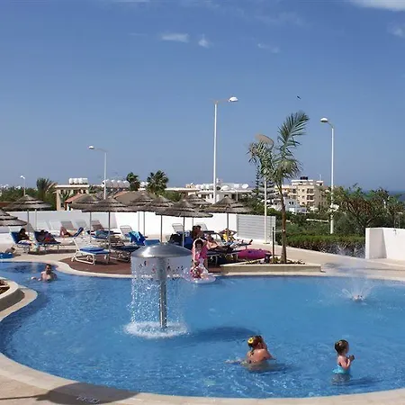 Sunrise Oasis & Waterpark Hotel