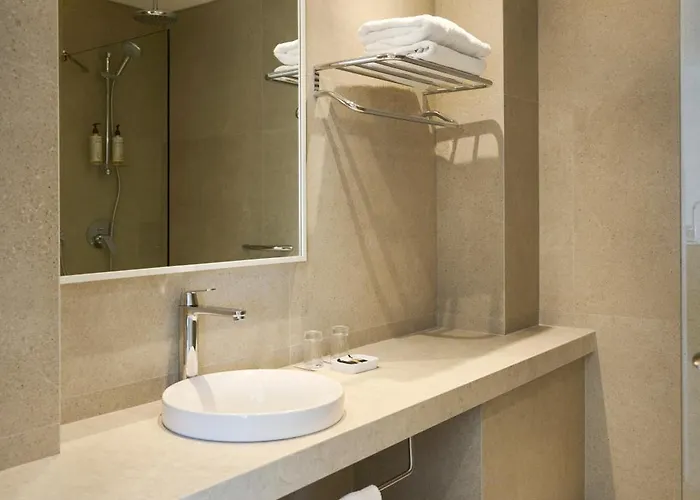 فندق Sunrise Oasis & Waterpark 4*