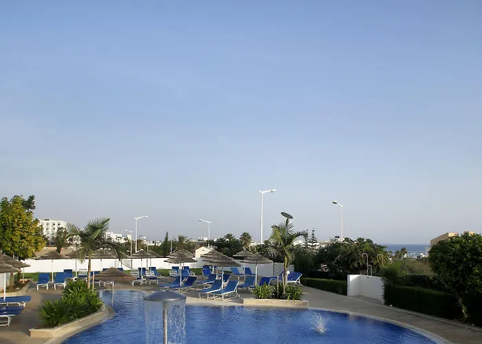 فندق Sunrise Oasis & Waterpark بروتاراس