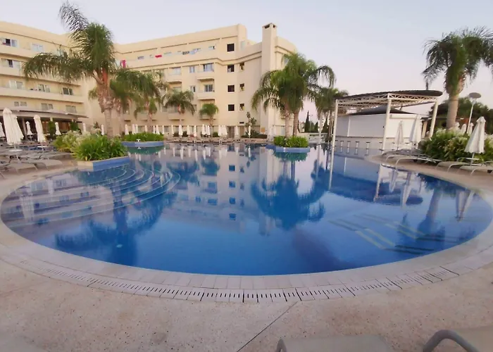 Sunrise Oasis & Waterpark بروتاراس