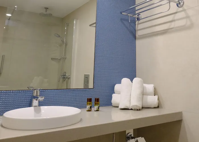 Sunrise Oasis & Waterpark فندق بروتاراس