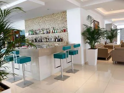 Sunrise Oasis & Waterpark 4* بروتاراس