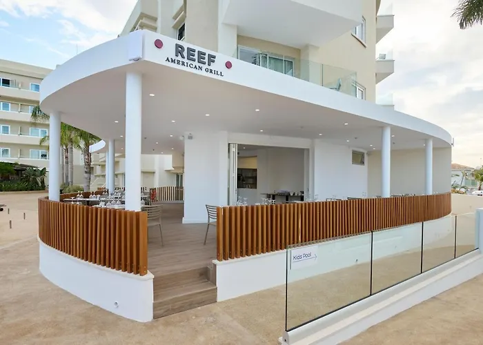 Sunrise Oasis & Waterpark Protaras