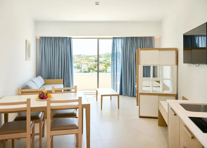 Hotel Sunrise Oasis & Waterpark Protaras