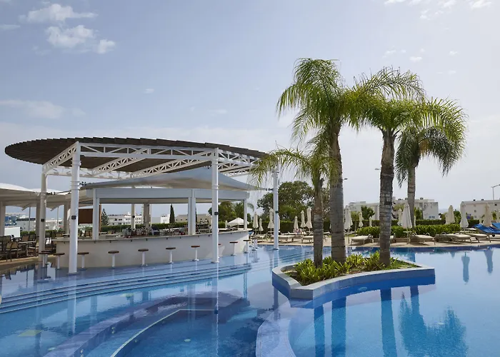 Sunrise Oasis & Waterpark 4*