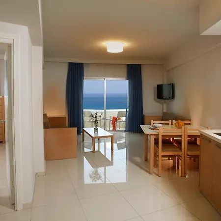 Sunrise Oasis & Waterpark Hotel Protaras
