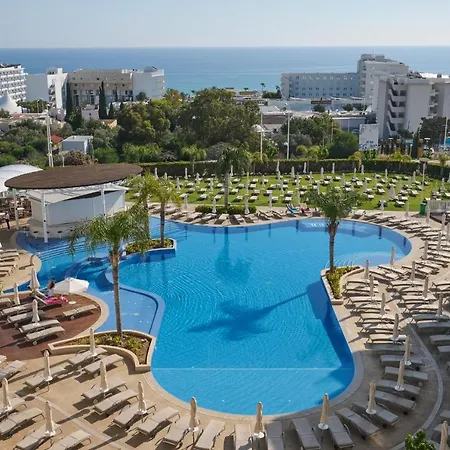 Sunrise Oasis & Waterpark Hotel 4*