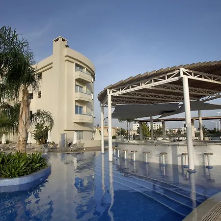 Sunrise Oasis & Waterpark Hotel