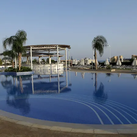 Sunrise Oasis & Waterpark Protaras