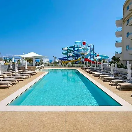 فندق Sunrise Oasis & Waterpark