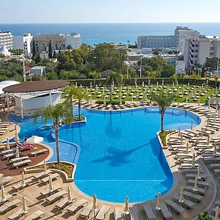 Sunrise Oasis & Waterpark 4* بروتاراس