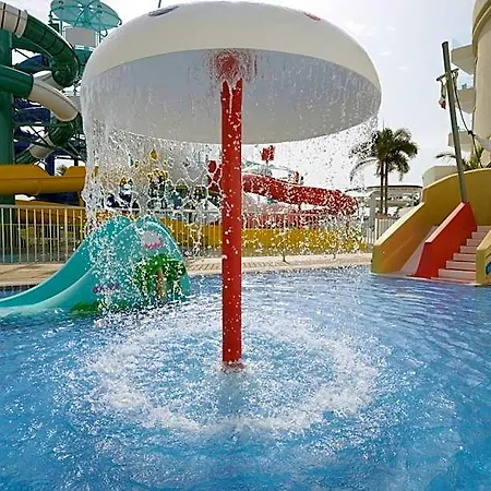 Sunrise Oasis & Waterpark بروتاراس