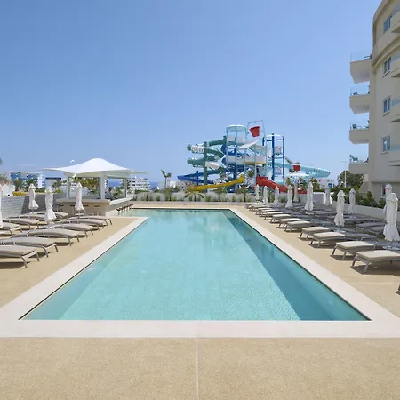 Sunrise Oasis & Waterpark 4*