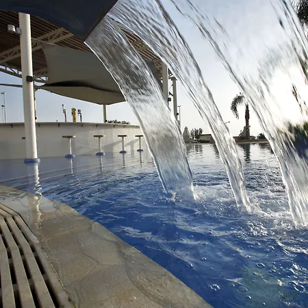 فندق Sunrise Oasis & Waterpark