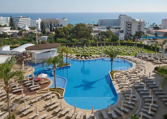 Sunrise Oasis & Waterpark Отель 4*