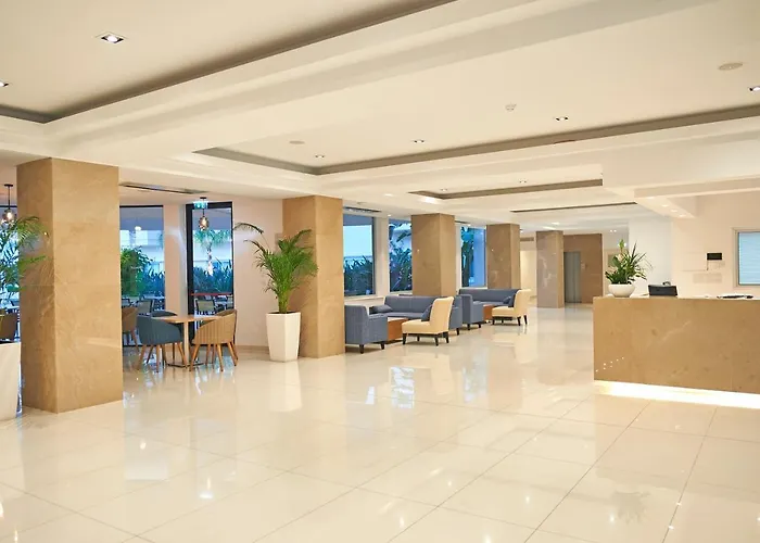 Sunrise Oasis & Waterpark Отель