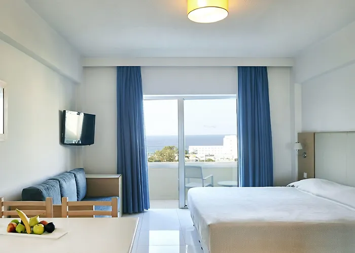 Sunrise Oasis & Waterpark Hotel Protaras