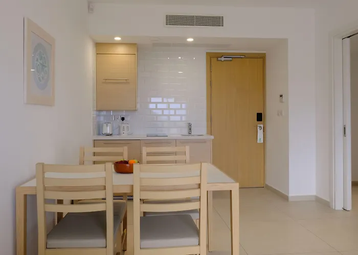 Отель Sunrise Oasis & Waterpark 4*