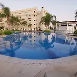 Sunrise Oasis & Waterpark Πρωταράς