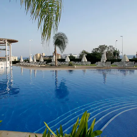 Sunrise Oasis & Waterpark Hotel