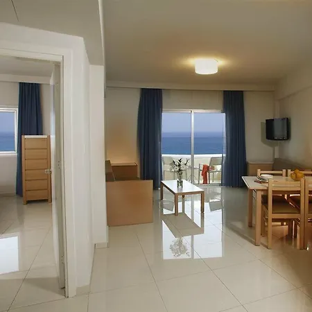 Hotel Sunrise Oasis & Waterpark Protaras